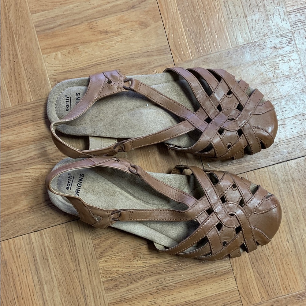 Earth Origins Two Tone  Womens Fisherman Leather Sandals EUC size 8.5 W
